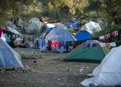 مخيمات اللجوء