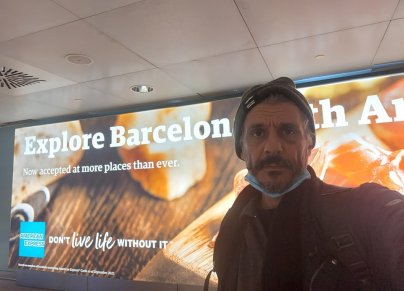 الناشط رشيد نكاز يصل إلى إسبانيا (فيسبوك/التراجزائر)