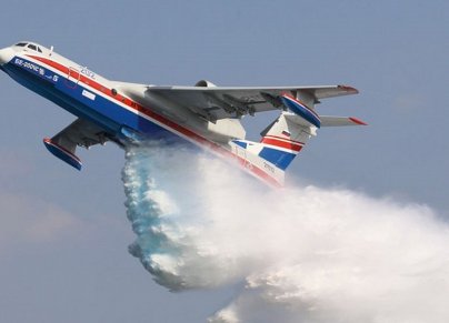 طائرة روسية لإطفاء الحرائق (فيسبوك/الترا جزائر)