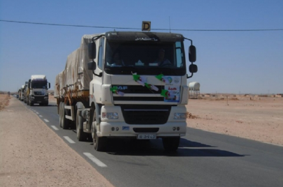 شاحنات جزائرية متوجهة إلى نواكشوط (فيسبوك/الترا جزائر)