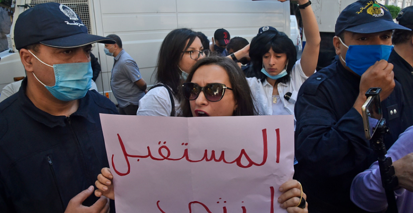 احتجاجات لتطبيق عقوبة الإعدام ضد مغتصبي وقاتلي النساء (تصوير: رياض قرامدي/أ.ف.ب)