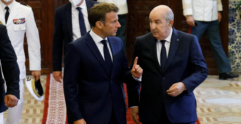 الرئيس الجزائري عبد المجيد تبون يستقبل نظيره الفرنسي إيمانويل ماكرون (الصورة: أ.ف.ب)