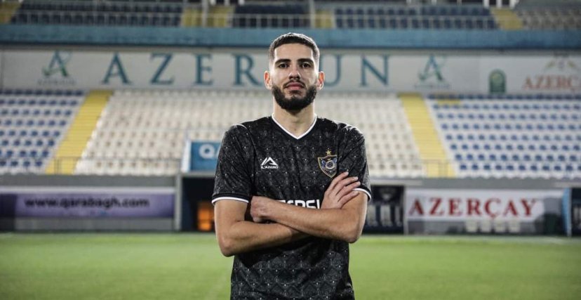 ياسين بن زية بقميص نادي الفريق الأذري (فيسبوك/الترا جزائر)