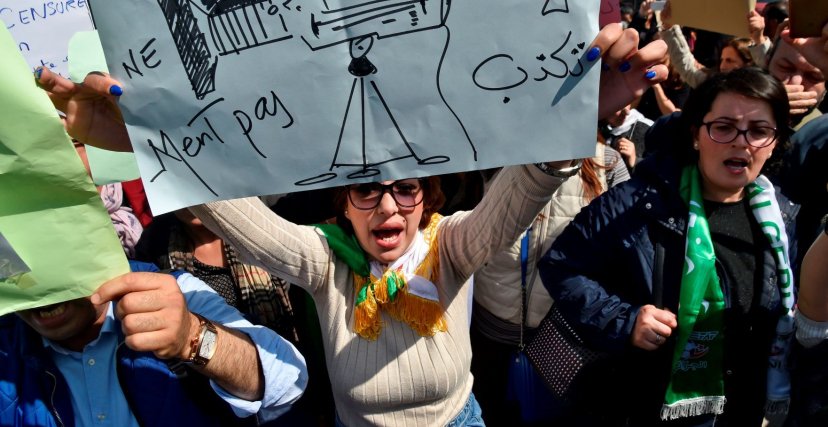 احتجاجات الصحافيين الجزائريين (رياض كرامدي/أ.ف.ب)