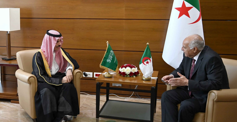 وزير الخارجية الجزائري يستقبل نظيره السعودي (فيسبوك/الترا جزائر)