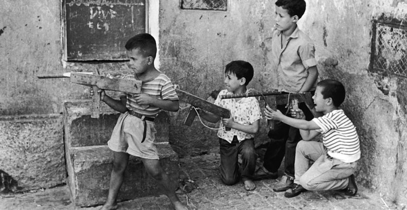  (الصورة: Getty) أطفال جزائريون إبان الفترة الاستعمارية 