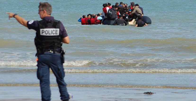  (الصورة: Getty) مهاجرون سريون على السواحل الفرنسية