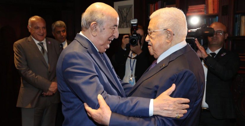 رئيس الجمهورية عبد المجيد تبون يلتقي بنظيره الفلسطيني محمود عباس (الصورة: فيسبوك)
