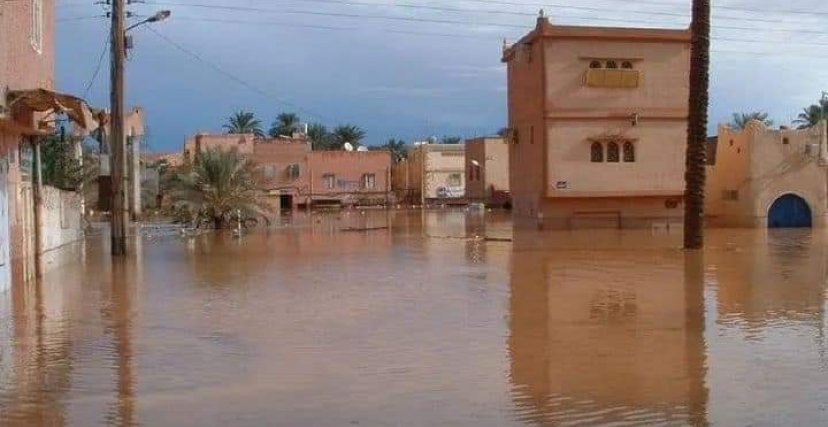 (الصورة: فيسبوك) أمطار في جنوب الجزائر